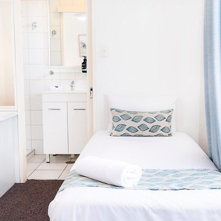 Palm View Holiday Apartments Bowen Ngoại thất bức ảnh