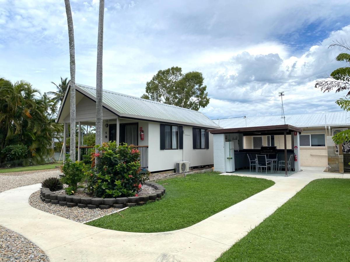 Palm View Holiday Apartments Bowen Ngoại thất bức ảnh