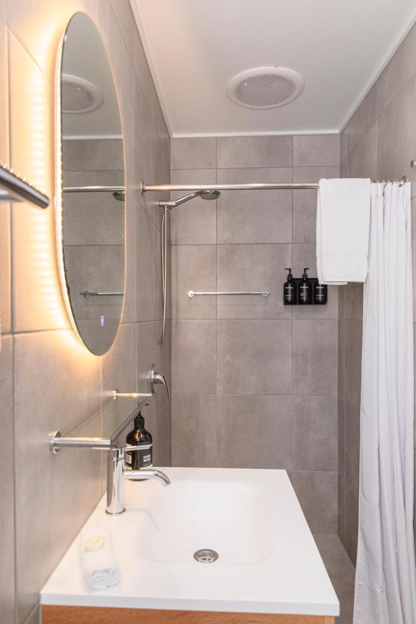 Palm View Holiday Apartments Bowen Ngoại thất bức ảnh