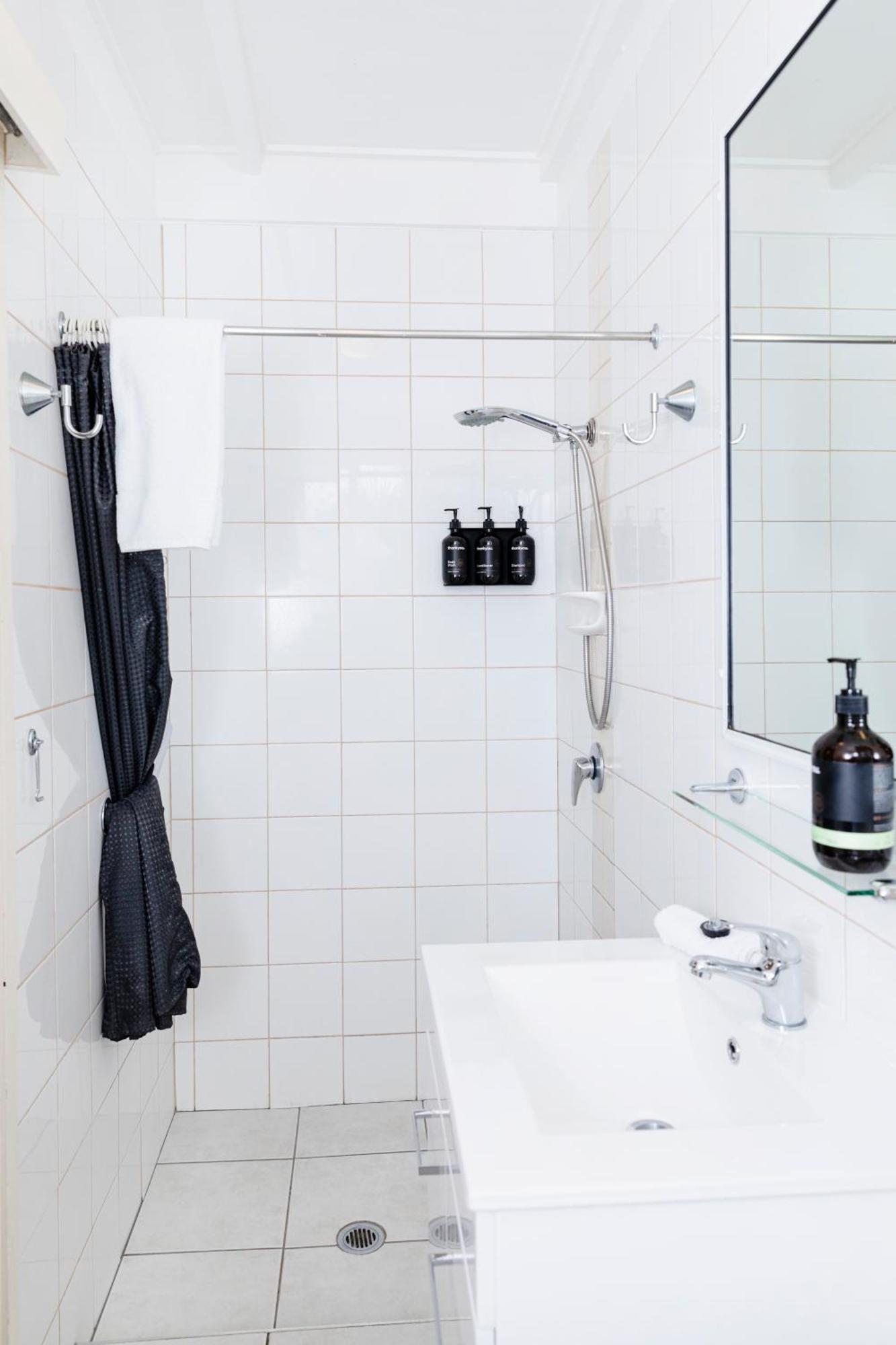 Palm View Holiday Apartments Bowen Ngoại thất bức ảnh