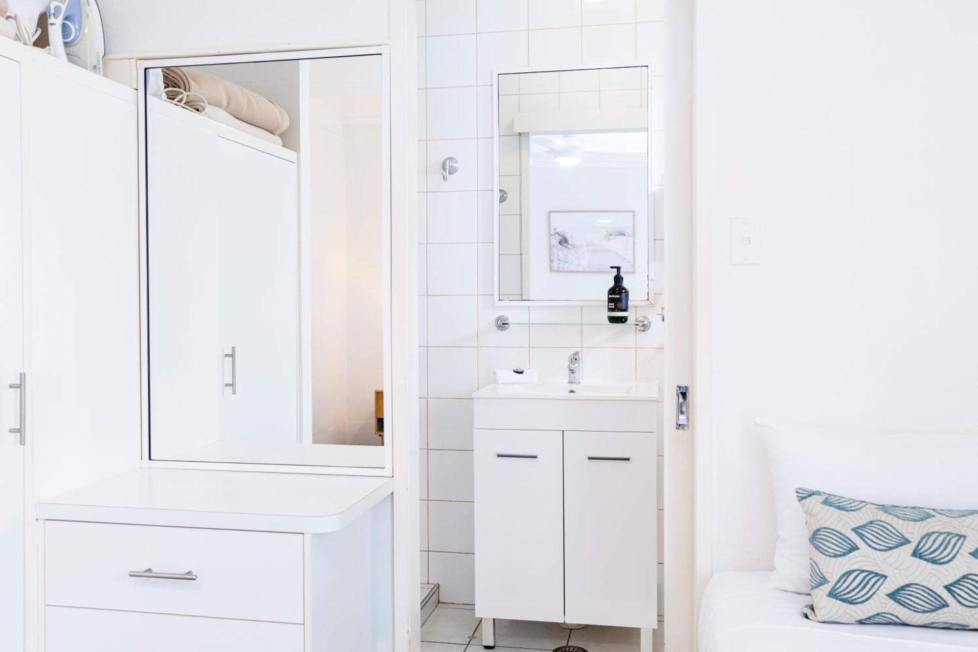 Palm View Holiday Apartments Bowen Ngoại thất bức ảnh